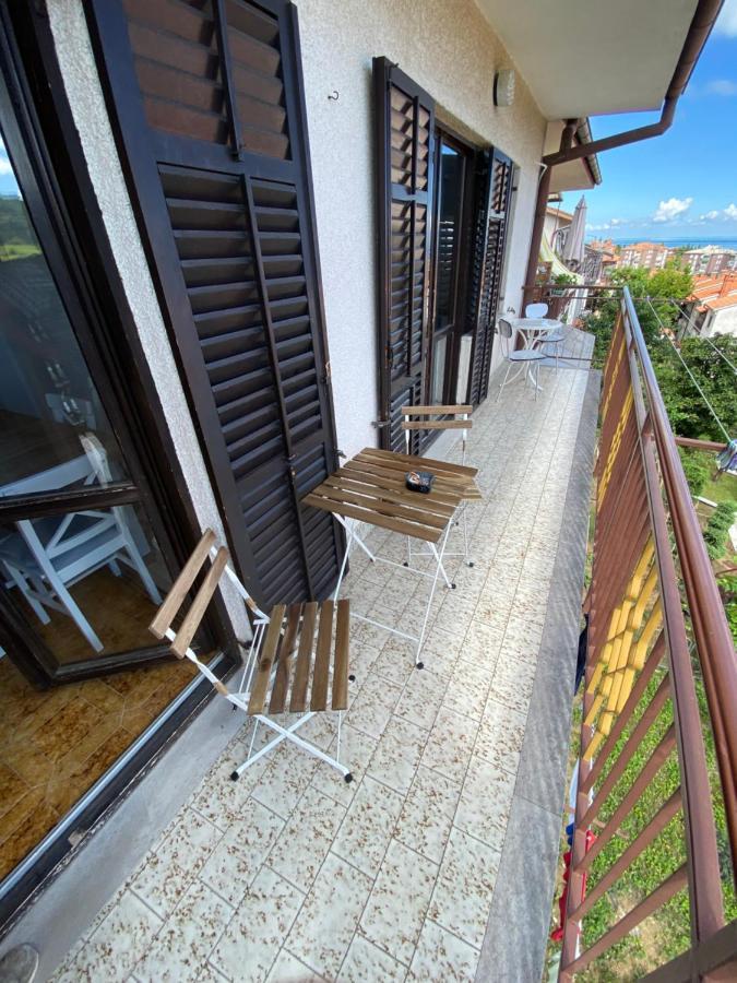Auberge de jeunesse Sobe Kaki In Kivi à Izola Extérieur photo